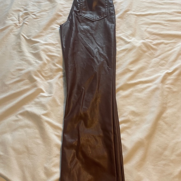 Abercrombie and fitch 90s vegan leather brown pants - Picture 2 of 5